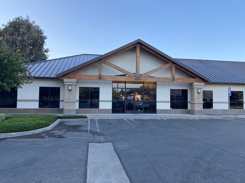More Photos Of 1110 Tully Rd, Modesto Medical For Lease