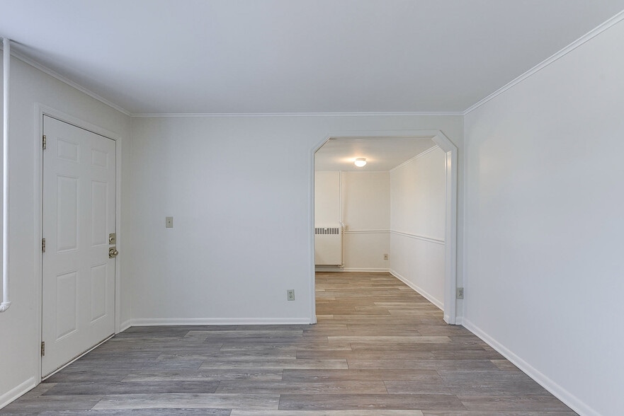 More Photos Of 816 N 36th St, Omaha Apartments For Sale