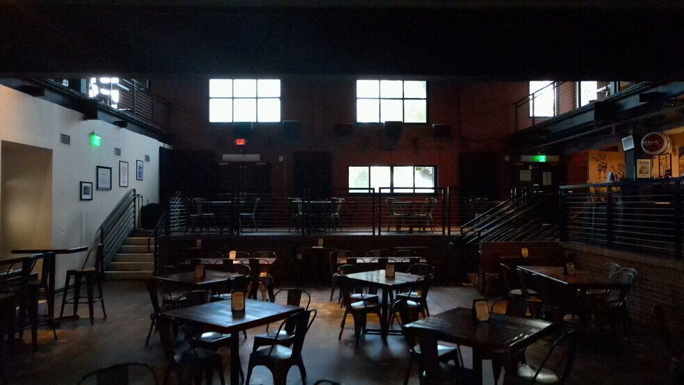 More Photos Of 100 W Livingston St, Orlando Restaurant For Lease