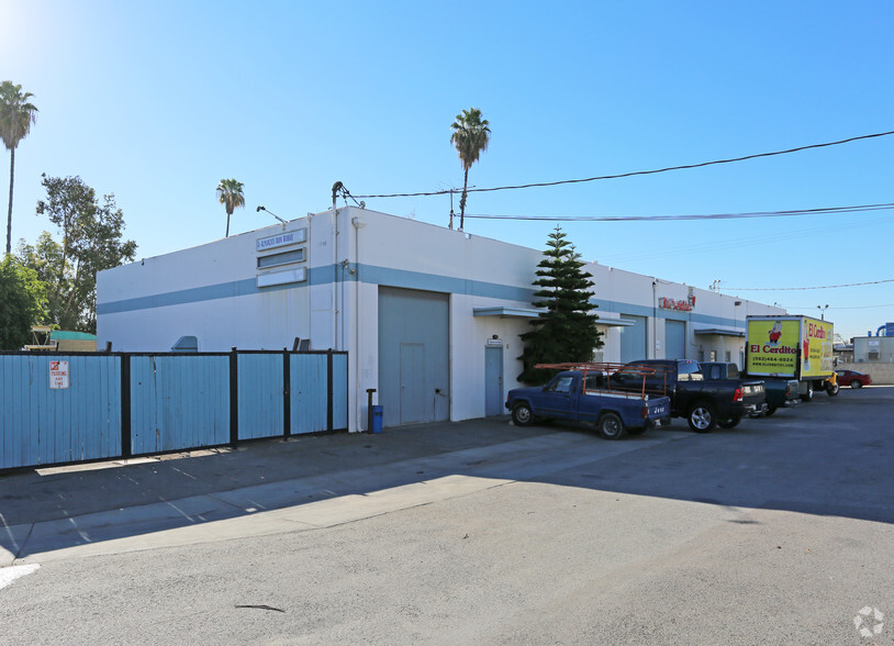 Primary Photo Of 11748 Washington Blvd, Santa Fe Springs Warehouse For Lease