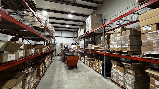 More Photos Of 220 Limmer Loop, Round Rock Warehouse For Lease