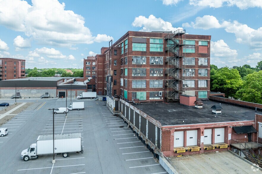 More Photos Of 540 S Main St, Akron Manufacturing For Lease