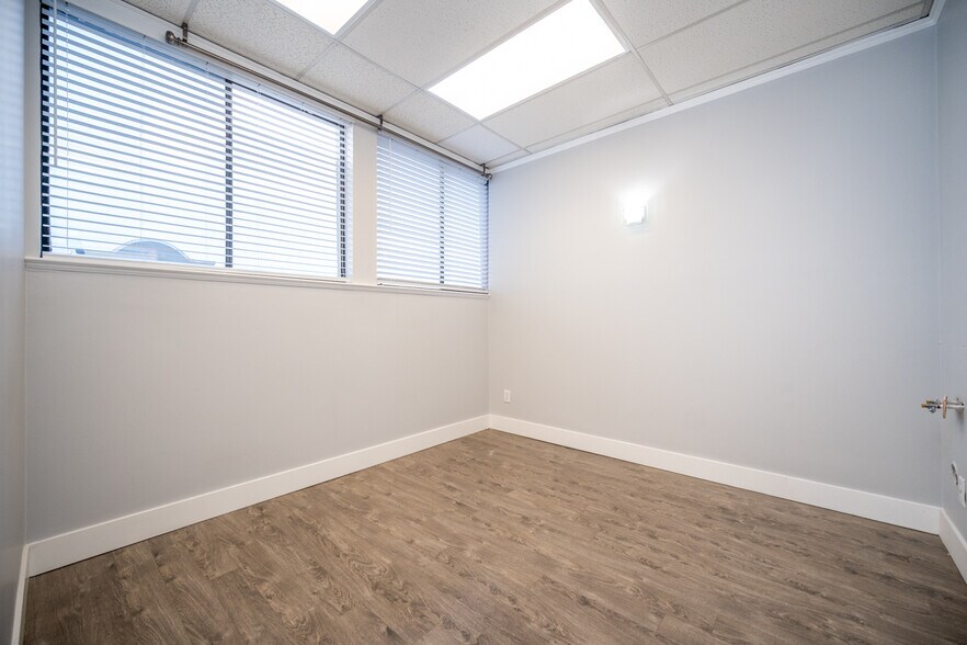 More Photos Of 33103 1st Ave, Mission Office For Lease