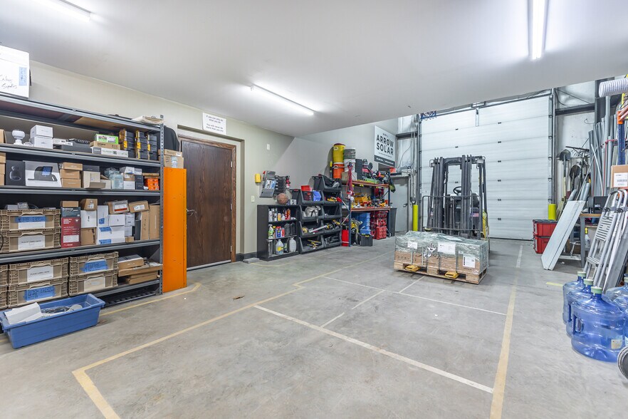 More Photos Of 11470 Industrial Dr, Galena Warehouse For Sale