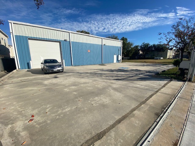 Primary Photo Of 2135 Engelmohr, Houston Industrial For Lease