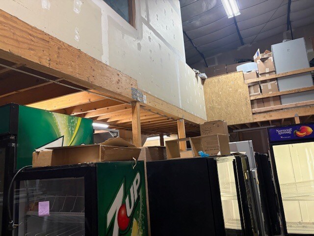 More Photos Of 6100 County Road 335 rd, New Castle Warehouse For Lease