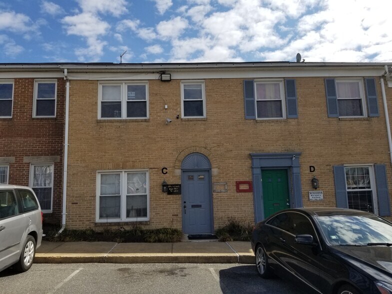 More Photos Of 4700 Stamp Rd, Marlow Heights General Retail For Lease