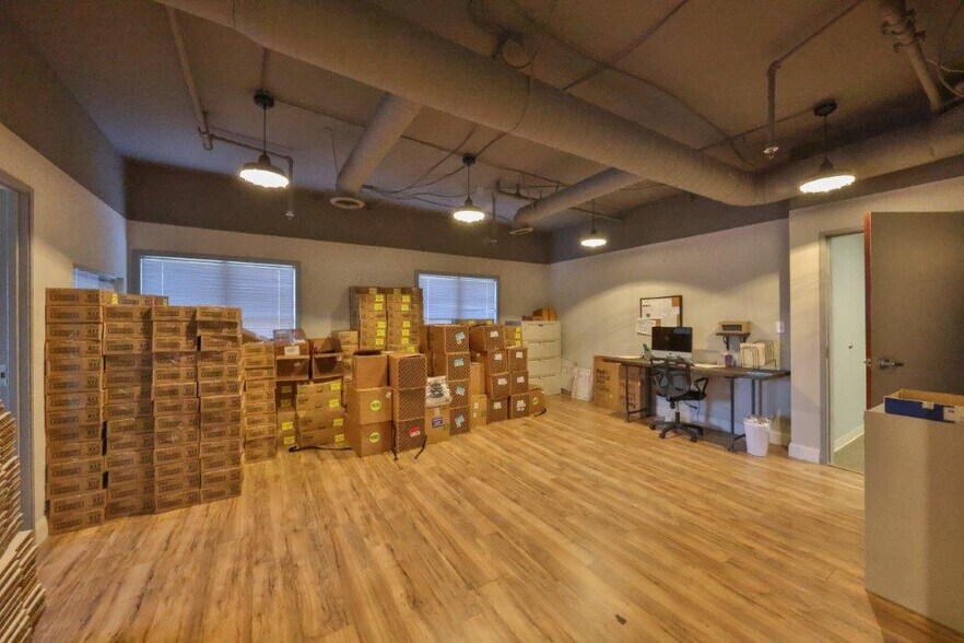 More Photos Of 10412 Allisonville Rd, Fishers Medical For Sale