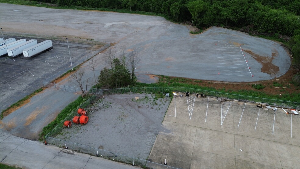 More Photos Of 981 Industrial Park Rd, Columbia Land For Lease