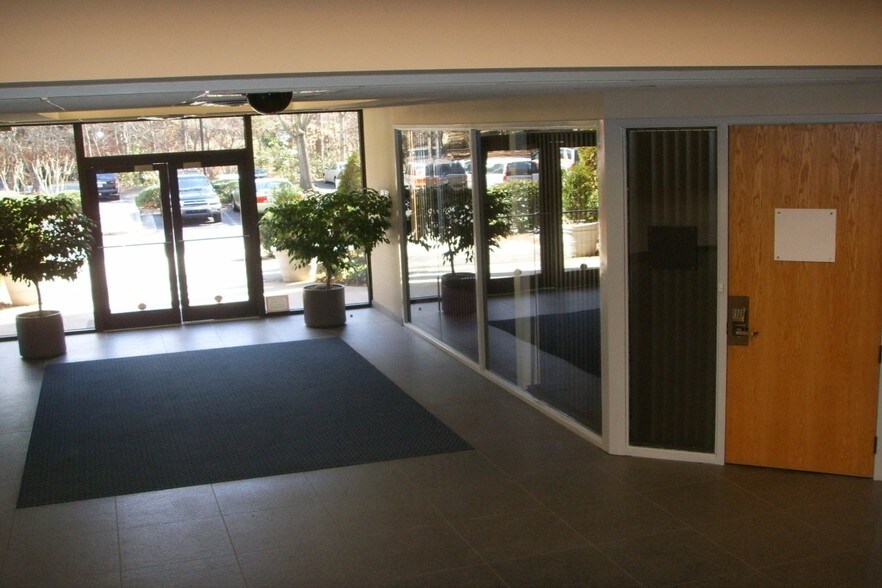 More Photos Of 2299 Perimeter Park Dr, Atlanta Office For Lease