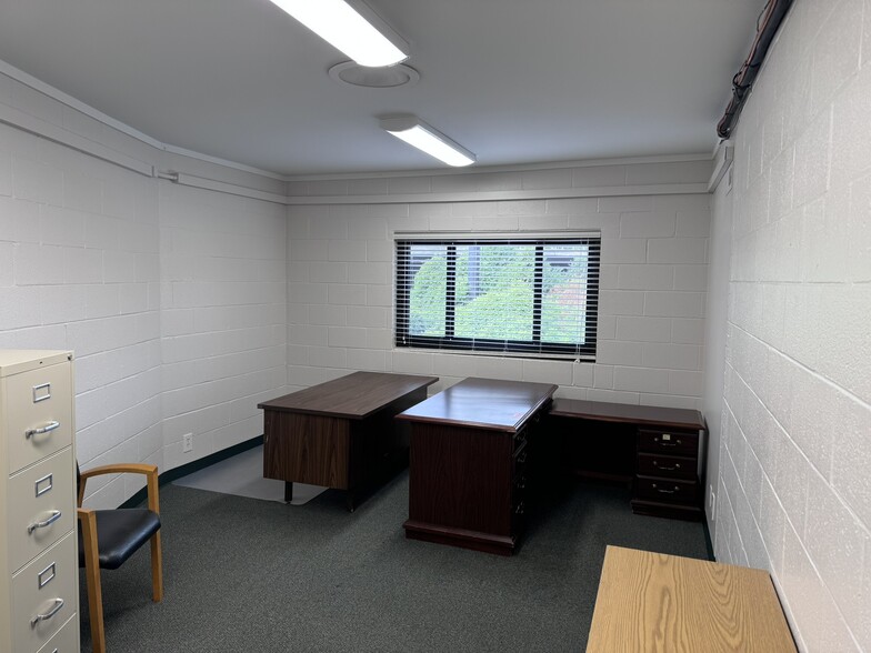 More Photos Of 61 Miller St, Winston-Salem Storefront Retail Office For Lease