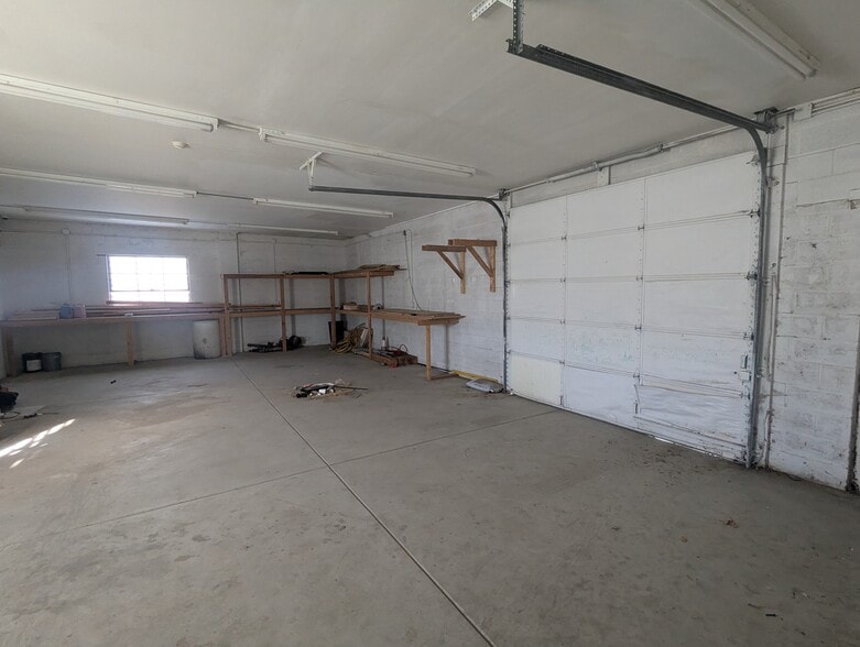 More Photos Of 716 W Maple St, Wichita Office For Lease