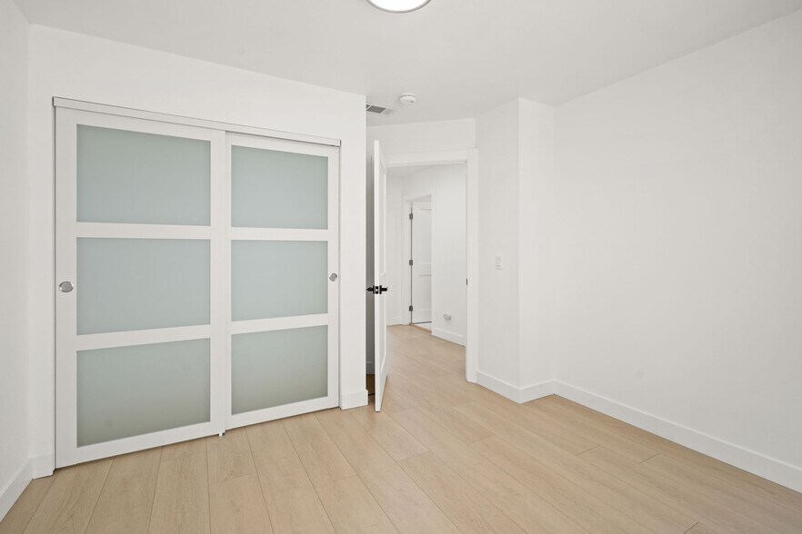 More Photos Of 7010 Lennox Ave, Van Nuys Apartments For Sale