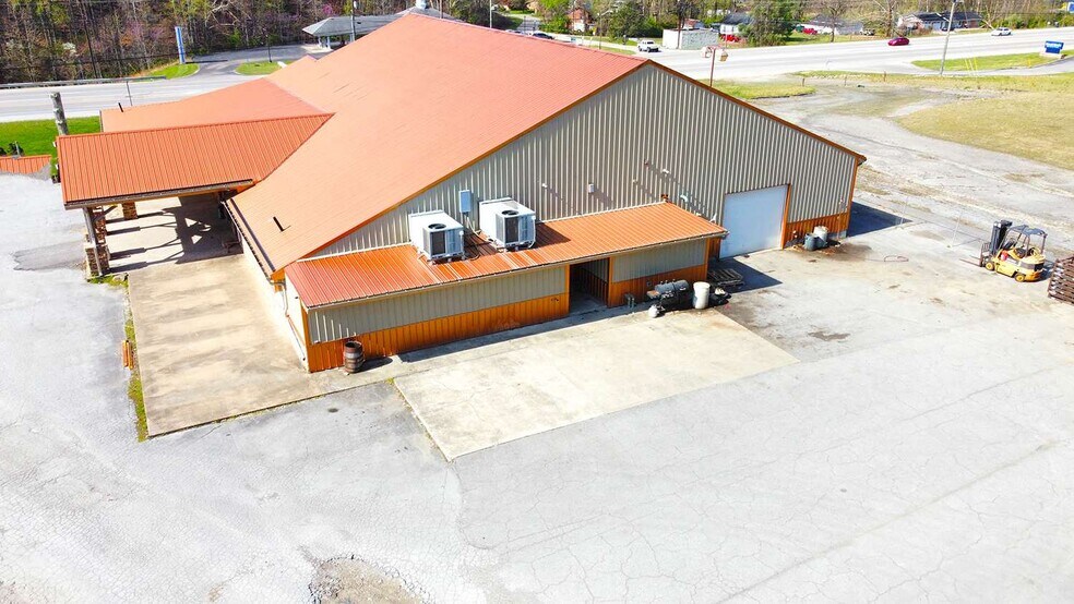 More Photos Of 1490 Flemingsburg Rd, Morehead General Retail For Sale