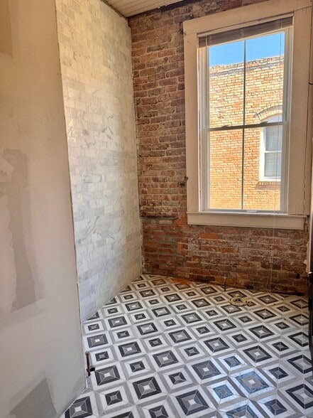 More Photos Of 2720 Cleveland St, Elloree Storefront Retail Residential For Sale