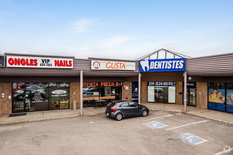 Primary Photo Of 4886 Boul Saint-Charles, Montréal General Retail For Lease