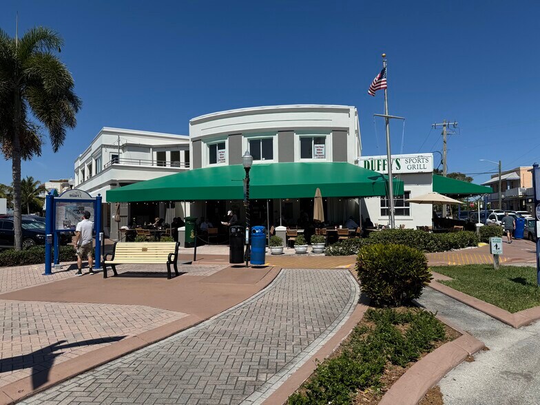 Primary Photo Of 1 SW Osceola St, Stuart Restaurant For Lease