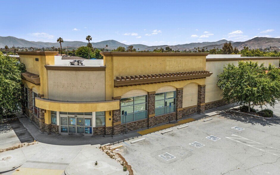 More Photos Of 42021 E Florida St, Hemet Drugstore For Sale