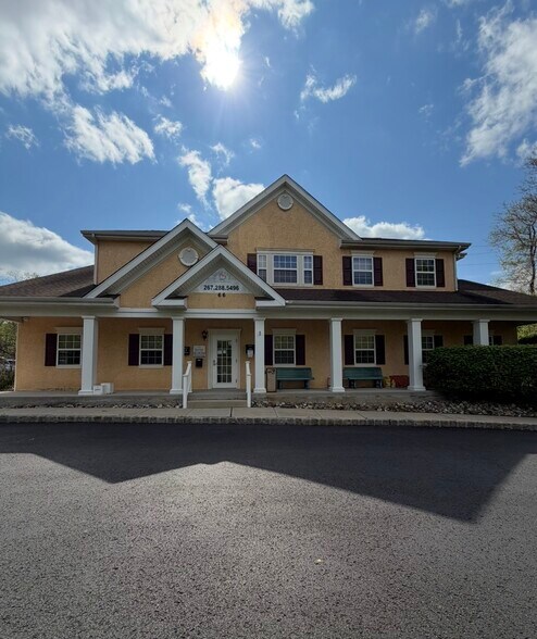 Primary Photo Of 66 Buck Rd, Southampton Medical For Lease