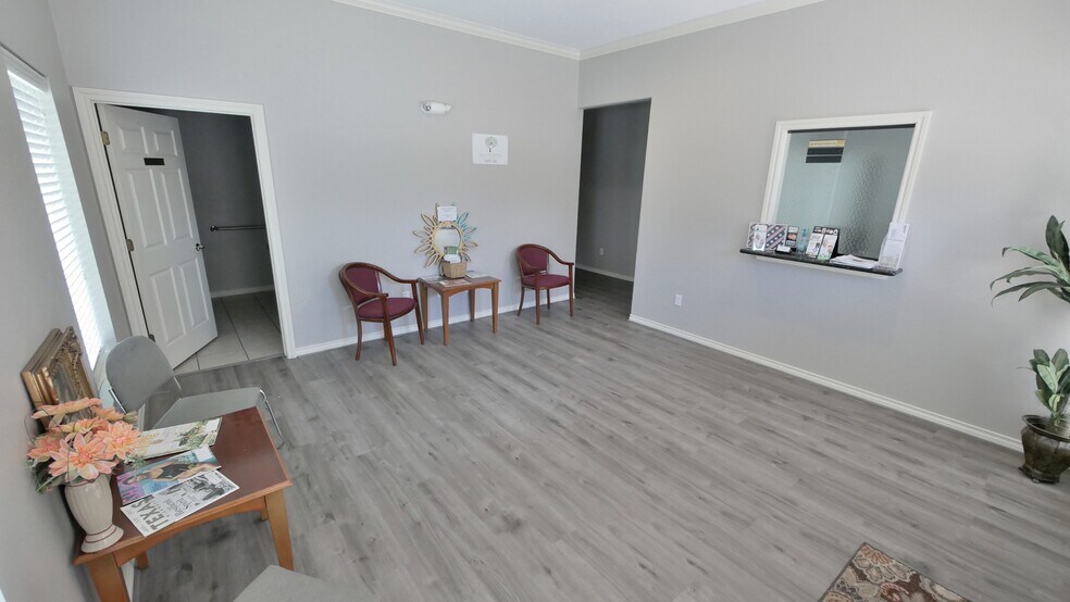 More Photos Of 21230 Kingsland Blvd, Katy Loft Creative Space For Lease