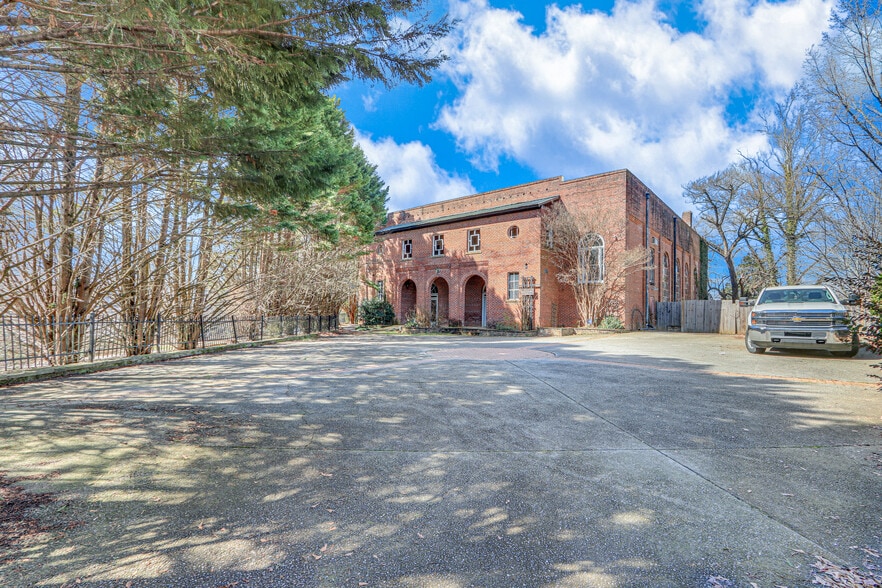 More Photos Of 4975 Little Mill Rd, Buford Warehouse For Sale