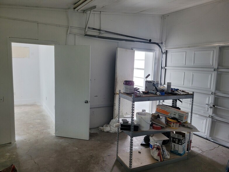 More Photos Of 4714 Nuckols Crossing Rd, Austin Warehouse For Lease