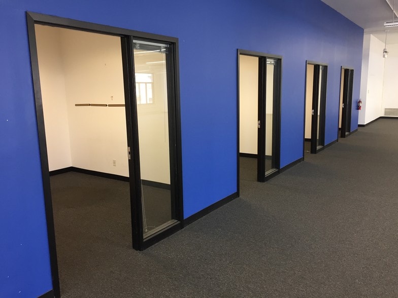 More Photos Of 419-425 Wabasha St N, Saint Paul Loft Creative Space For Sale