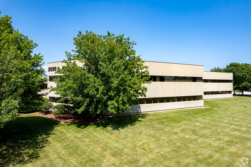 More Photos Of 5050 S Service Rd, Burlington Office For Lease