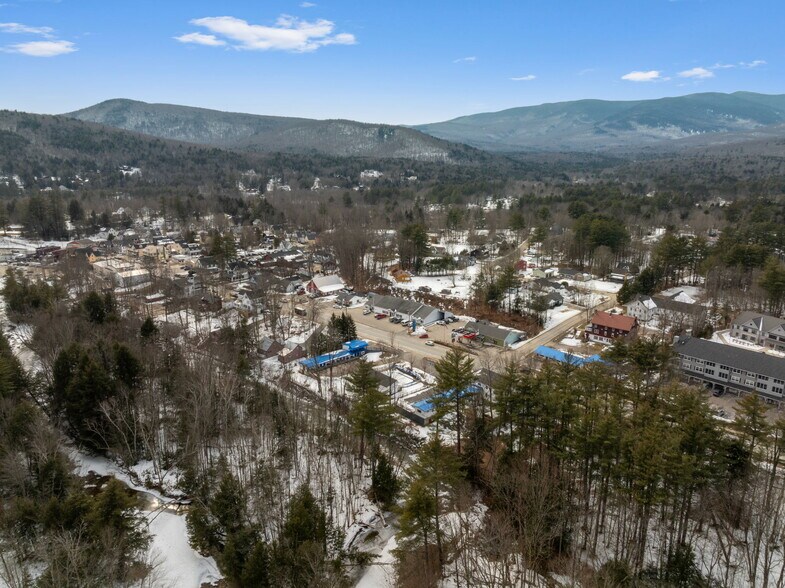 More Photos Of 180 Main St, North Woodstock Hotel For Sale