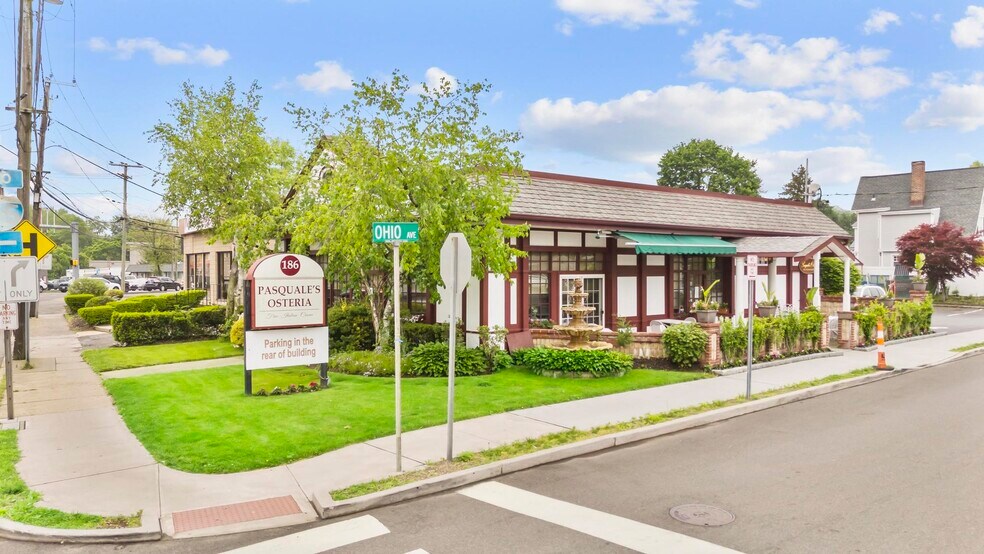 Primary Photo Of 186 Main St, Norwalk Restaurant For Sale