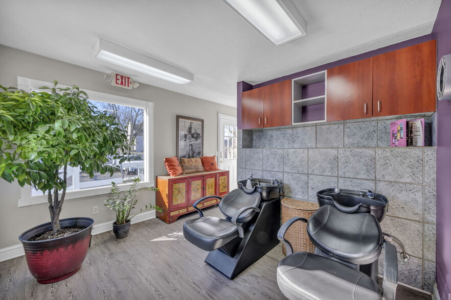 More Photos Of 7362 Center St, Mentor Freestanding For Sale