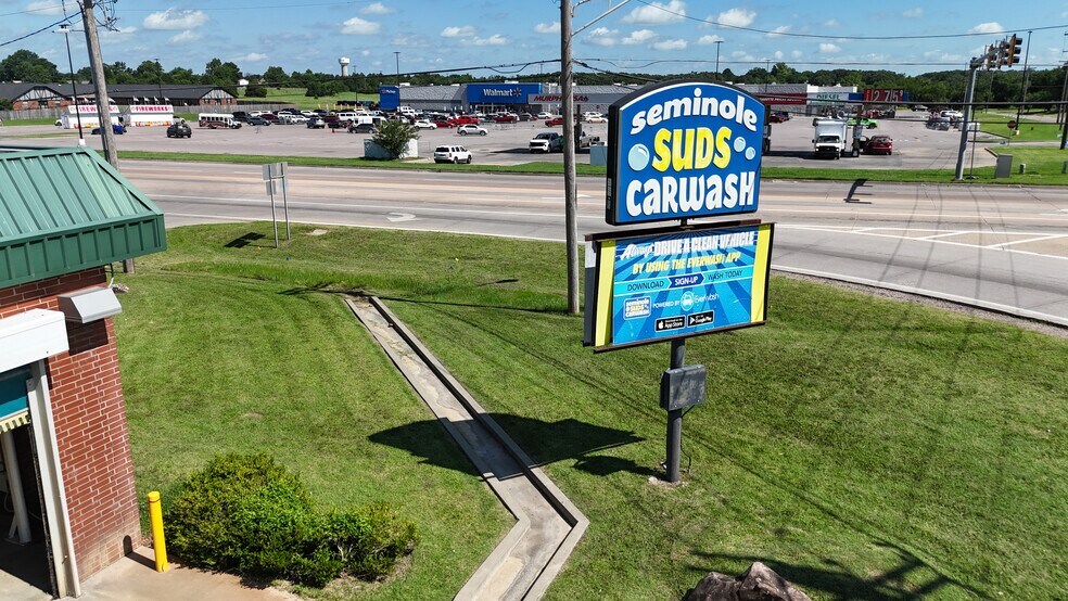 More Photos Of 2507 N Harvey Rd, Seminole Carwash For Sale
