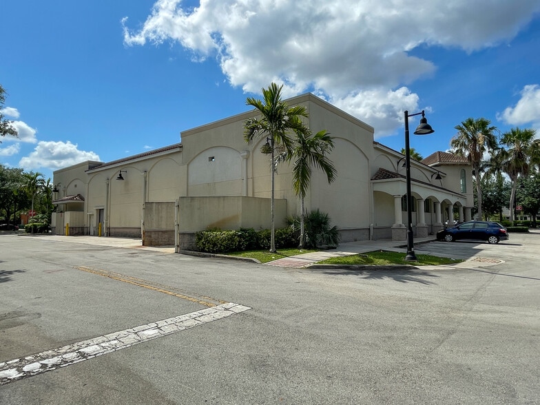 More Photos Of 2499 SW 101st Ave, Miramar Drugstore For Sale