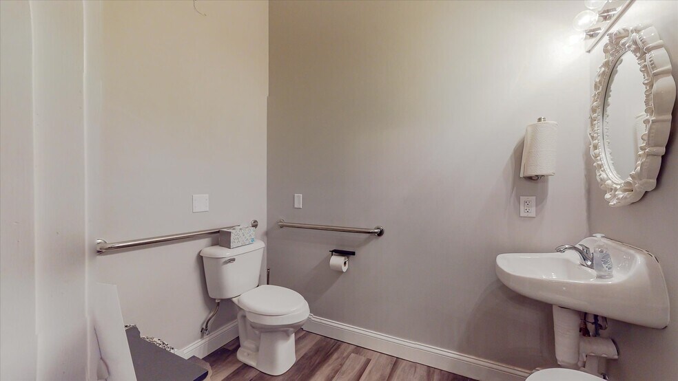 More Photos Of 218 W Main St, Urbana Office For Sale