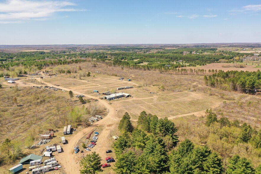 More Photos Of 1920 Wi-35, Somerset Auto Salvage Facility For Sale