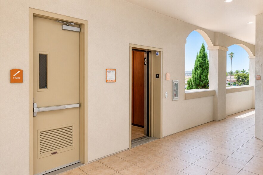 More Photos Of 950 Boardwalk, San Marcos Office For Sale