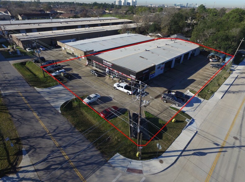 More Photos Of 1789 Upland Dr, Houston Warehouse For Sale