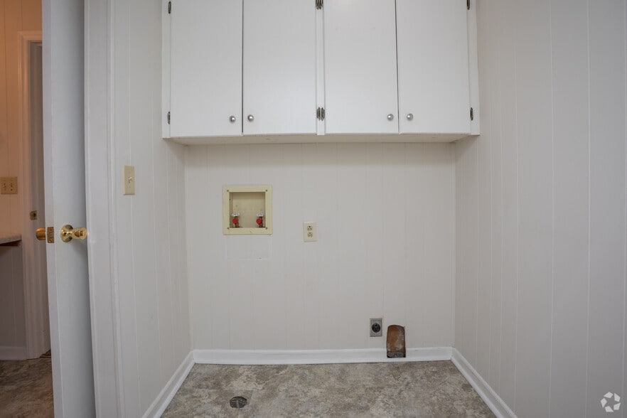 More Photos Of 4115 Liberty Hwy, Anderson Apartments For Sale