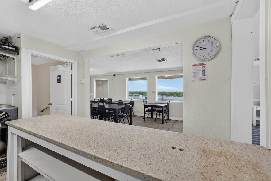 More Photos Of 1112 S Ocean Shore Blvd, Flagler Beach Restaurant For Sale