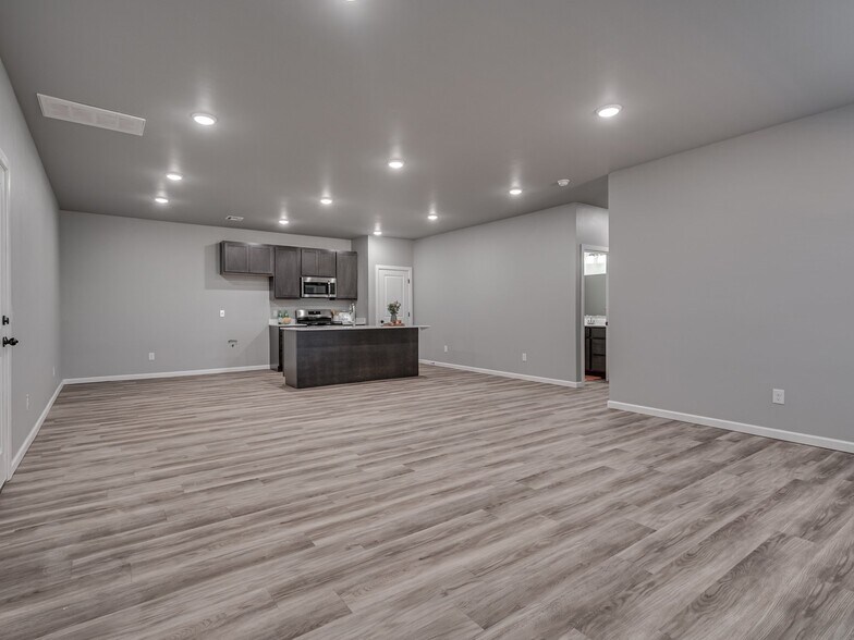 More Photos Of Josie Circle, Midwest City Apartments For Sale