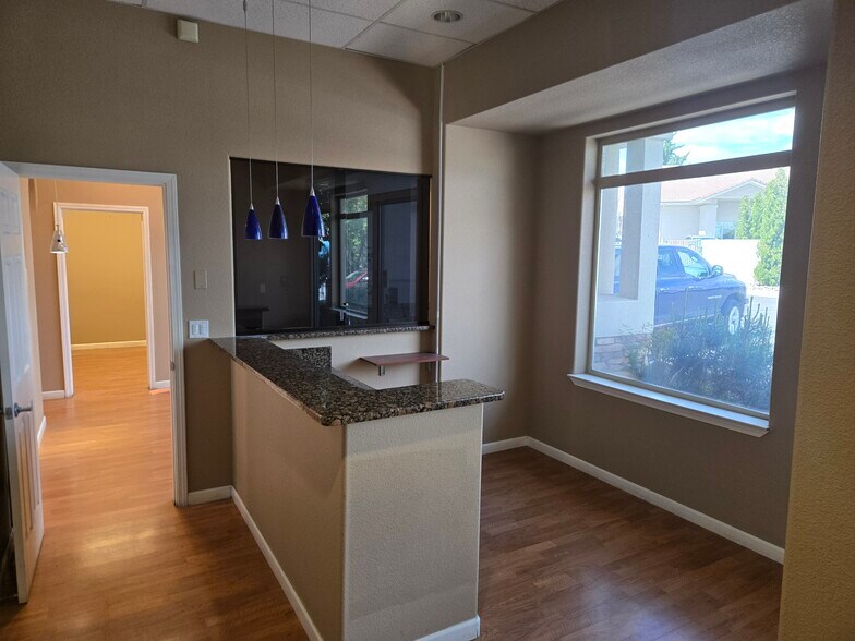 More Photos Of 1160 Selmi Dr, Reno Office For Lease