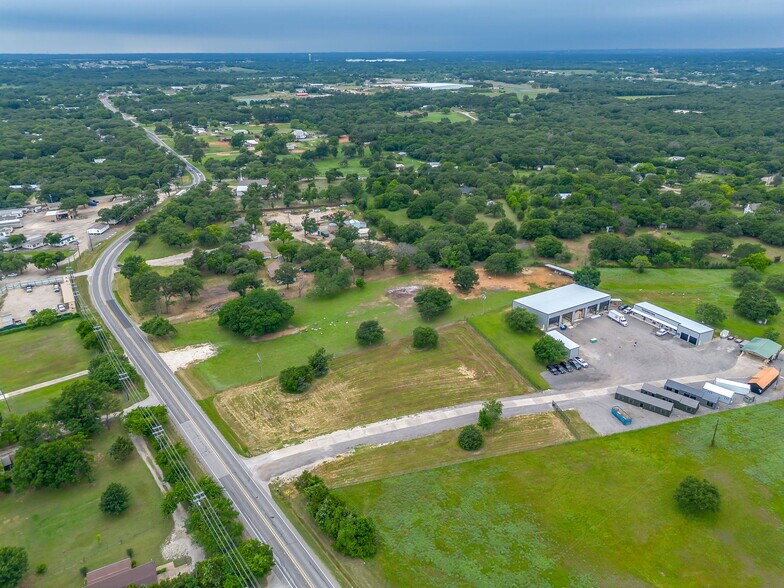 More Photos Of 8625 E FM 917, Alvarado Light Manufacturing For Lease