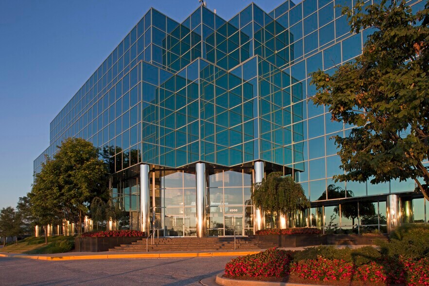 More Photos Of 1966 Greenspring Dr, Timonium Office For Lease