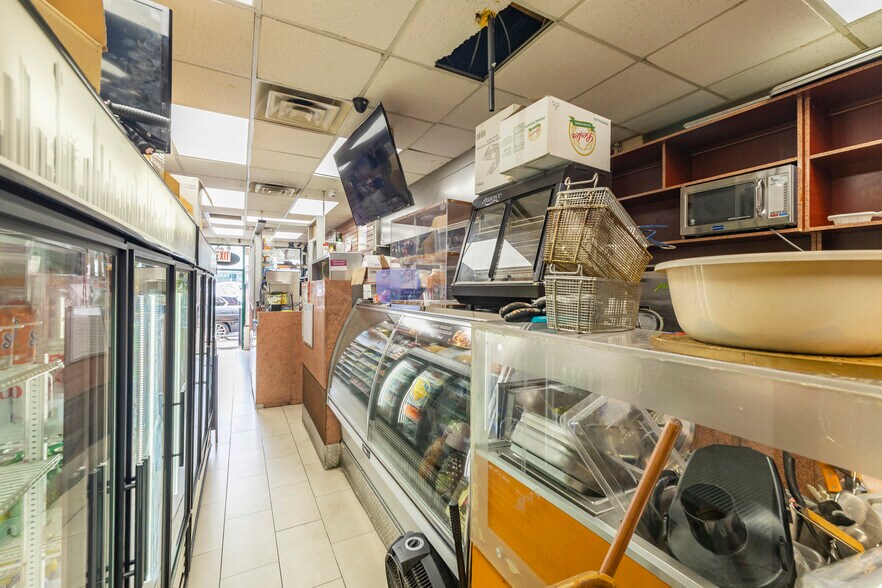 More Photos Of 148-11 175th St, Jamaica Storefront Retail Office For Sale