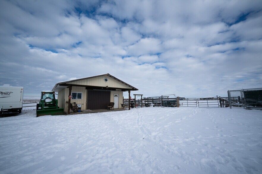 More Photos Of 378052 16 W st, Aldersyde Land For Sale