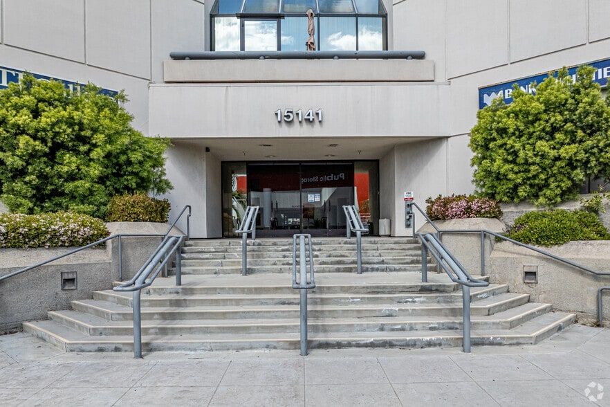More Photos Of 15141 Whittier Blvd, Whittier Medical For Lease