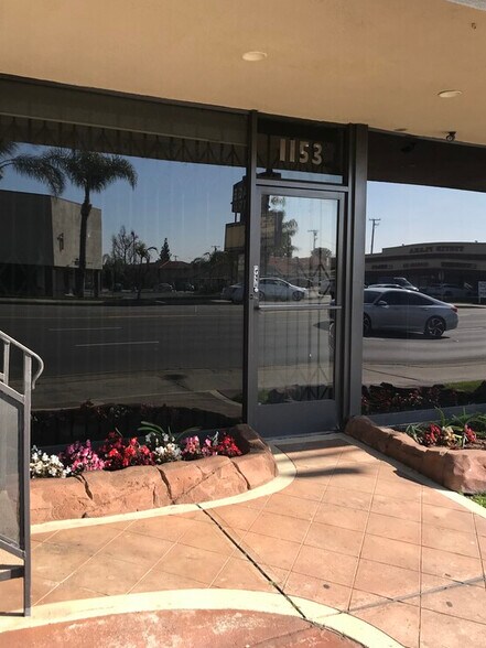More Photos Of 1149-1163 N Tustin St, Orange General Retail For Lease