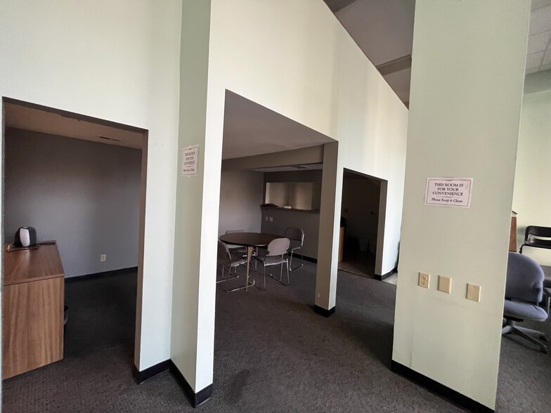 More Photos Of 110 S Main St, Wichita Office Residential For Sale