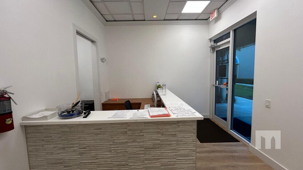 More Photos Of 2860 W State Road 84, Fort Lauderdale Office For Sale