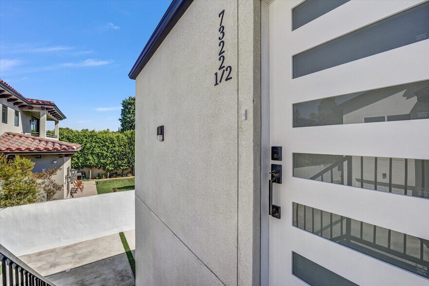 More Photos Of 7322 Newcastle Ave, Reseda Apartments For Sale